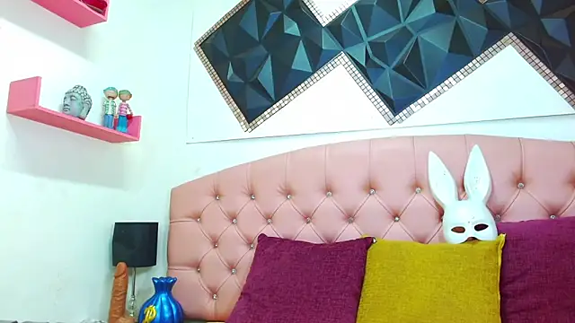 andrea safeira doll online show from 02/04/26, 04:57