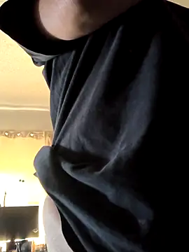 Snapshot of TexaSMESS_37 chatting on 11/04/25, 07:02 TexaSMESS 37 online show from 11/04/25, 07:02