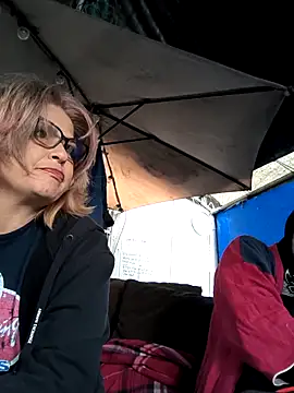 Snapshot of TexaSMESS_37 chatting on 11/23/25, 06:30 TexaSMESS 37 online show from 11/23/25, 06:30