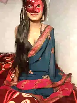 Snapshot of RADHA95 chatting on 01/30/25, 04:02 RADHA95 online show from 01/30/25, 04:02