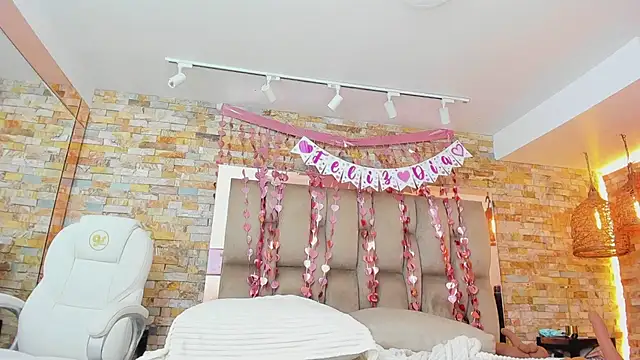 Snapshot of karla_dunn chatting on 02/10/26, 08:46 karla dunn online show from 02/10/26, 08:46