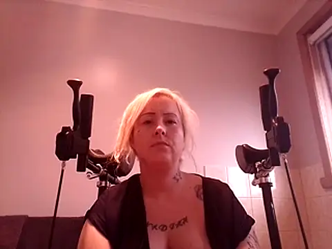 mollymay69 online show from 02/07/26, 07:34