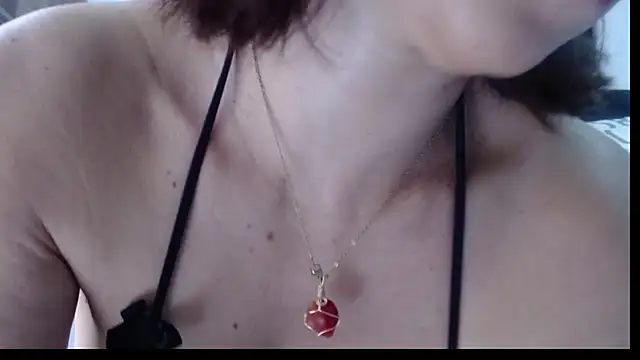 Snapshot of Franchesca27 chatting on 09/20/25, 04:52 Franchesca27 online show from 09/20/25, 04:52