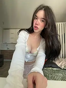 Snapshot of Teya_New chatting on 06/24/26, 04:55 Teya New online show from 06/24/26, 04:55