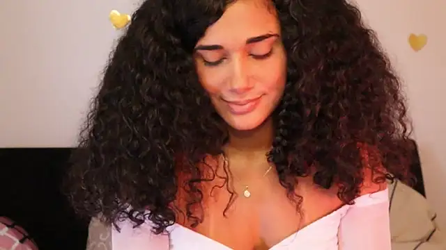 Snapshot of Mysensualbrunette1 chatting on 12/17/24, 09:05 Mysensualbrunette1 online show from 12/17/24, 09:05