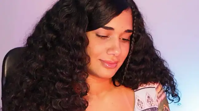 Snapshot of Mysensualbrunette1 chatting on 01/18/25, 03:20 Mysensualbrunette1 online show from 01/18/25, 03:20