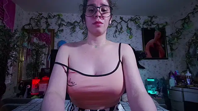 Elizabeth77  online show from 09/20/25, 10:22