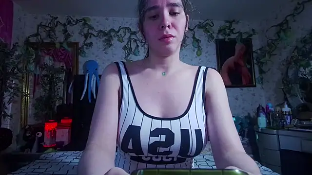 Elizabeth77  online show from 09/23/25, 10:18