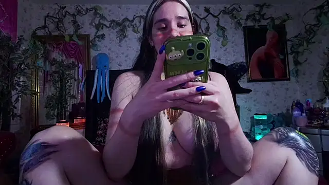 Elizabeth77  online show from 10/10/25, 08:08