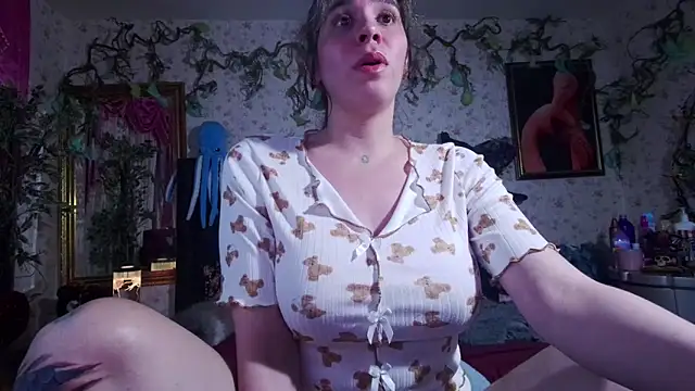 Elizabeth77  online show from 10/11/25, 09:13