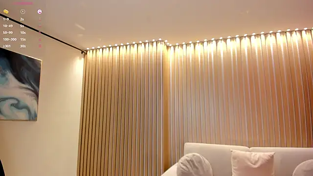 Snapshot of PaulinaSantos_ chatting on 03/22/25, 01:32 PaulinaSantos online show from 03/22/25, 01:32