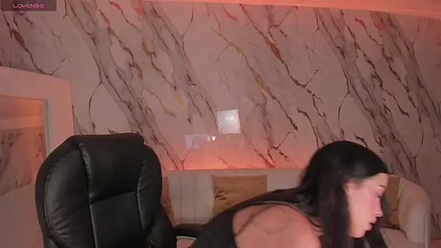 Snapshot of PaulinaSantos_ chatting on 10/10/25, 07:57 PaulinaSantos online show from 10/10/25, 07:57