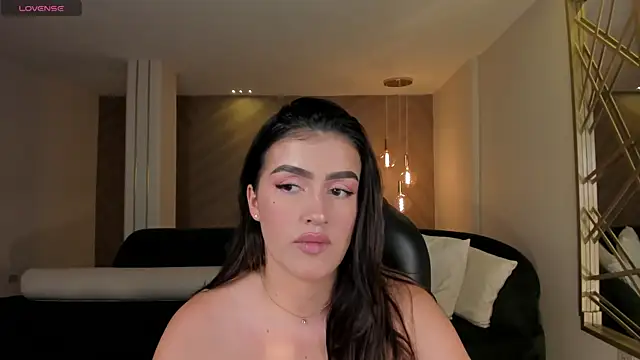 Snapshot of PaulinaSantos_ chatting on 06/10/26, 08:19 PaulinaSantos online show from 06/10/26, 08:19