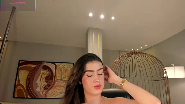Snapshot of PaulinaSantos_ chatting on 07/13/26, 07:38 PaulinaSantos online show from 07/13/26, 07:38