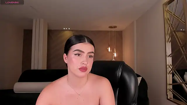 Snapshot of PaulinaSantos_ chatting on 07/16/26, 08:04 PaulinaSantos online show from 07/16/26, 08:04