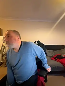 LondonTeffy online show from 11/03/25, 09:38