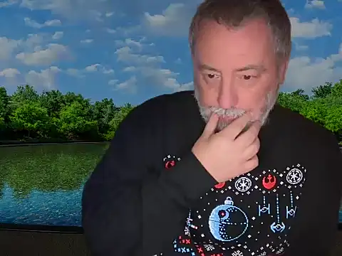 LondonTeffy online show from 12/22/25, 11:02