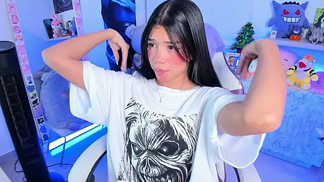 Snapshot of cutestephuwu chatting on 12/10/24, 06:11 cutestephuwu online show from 12/10/24, 06:11