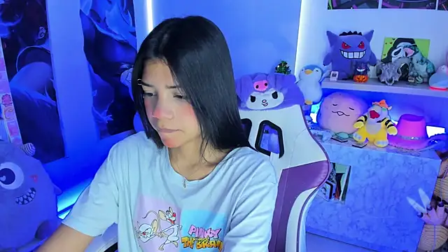 Snapshot of cutestephuwu chatting on 12/28/24, 02:32 cutestephuwu online show from 12/28/24, 02:32