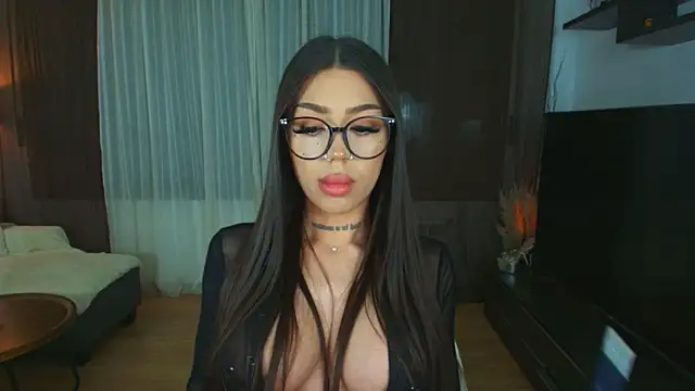 Fancy Jenn online show from 04/06/26, 07:04