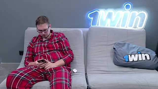 Ksenny online show from 01/08/25, 02:25