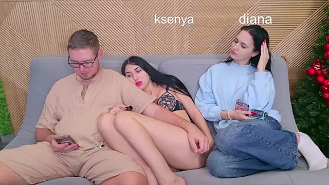 Ksenny online show from 12/20/25, 03:46