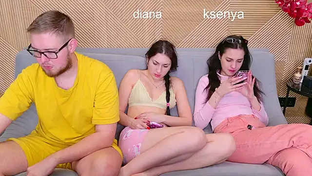 Ksenny online show from 03/31/26, 04:46