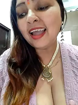 Snapshot of Dianaa9 chatting on 02/25/25, 07:47 Dianaa9 online show from 02/25/25, 07:47