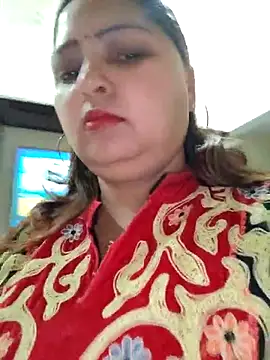 Snapshot of Dianaa9 chatting on 02/28/25, 04:31 Dianaa9 online show from 02/28/25, 04:31