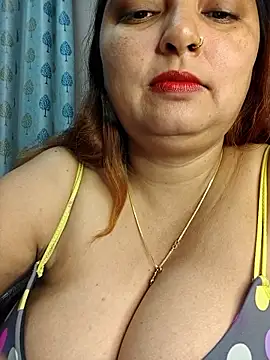 Snapshot of Dianaa9 chatting on 09/29/25, 10:03 Dianaa9 online show from 09/29/25, 10:03