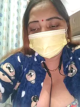 Dianaa9 online show from 11/17/25, 05:57