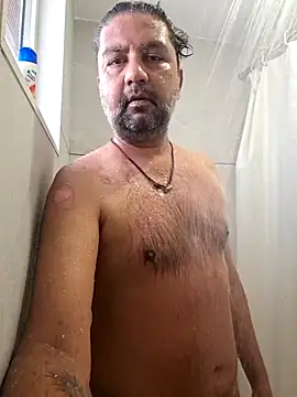 Snapshot of Exhibitionist1508 chatting on 10/15/25, 04:01 Exhibitionist1508 online show from 10/15/25, 04:01