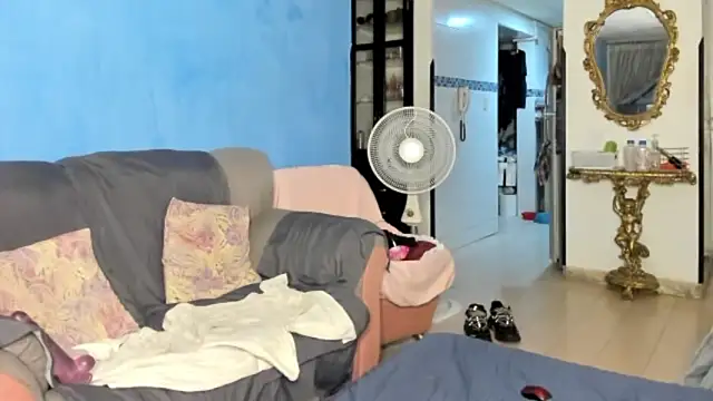 Snapshot of JasonGray96 chatting on 11/26/25, 08:15 JasonGray96 online show from 11/26/25, 08:15