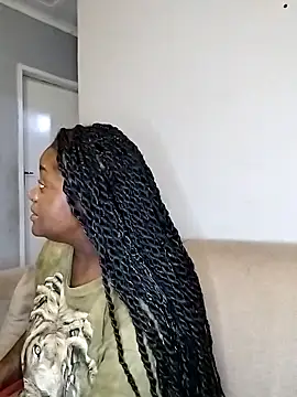 Snapshot of TheDoubleTrouble18xxx chatting on 12/24/24, 07:33 TheDoubleTrouble18xxx online show from 12/24/24, 07:33