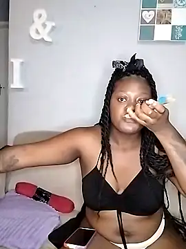 Snapshot of TheDoubleTrouble18xxx chatting on 01/11/25, 07:27 TheDoubleTrouble18xxx online show from 01/11/25, 07:27