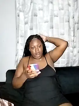 Snapshot of TheDoubleTrouble18xxx chatting on 01/17/25, 08:33 TheDoubleTrouble18xxx online show from 01/17/25, 08:33