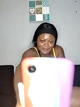 Snapshot of TheDoubleTrouble18xxx chatting on 03/09/25, 06:11 TheDoubleTrouble18xxx online show from 03/09/25, 06:11