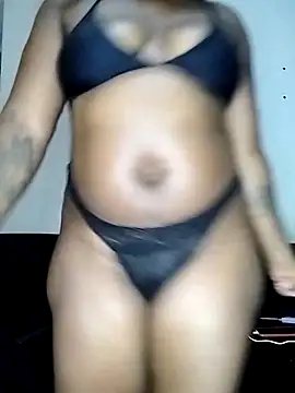 Snapshot of TheDoubleTrouble18xxx chatting on 03/10/25, 06:01 TheDoubleTrouble18xxx online show from 03/10/25, 06:01