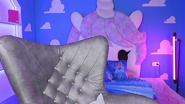 miss keisi online show from 03/06/26, 06:04