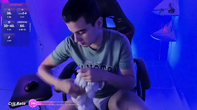 Maximo   online show from 10/30/25, 09:04