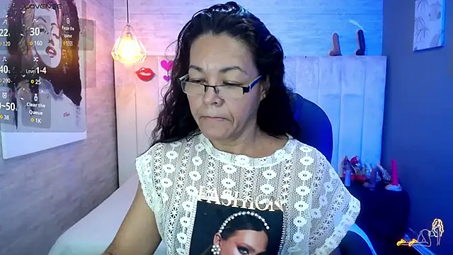 Snapshot of MaturePure chatting on 02/13/25, 09:38 MaturePure online show from 02/13/25, 09:38