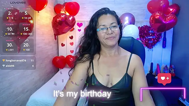 Snapshot of MaturePure chatting on 02/23/25, 01:02 MaturePure online show from 02/23/25, 01:02