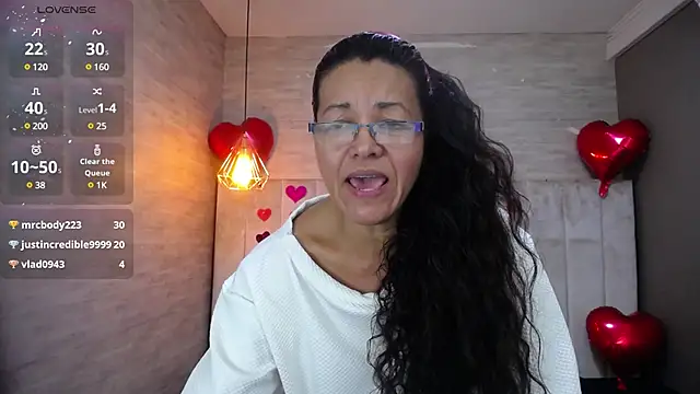 Snapshot of MaturePure chatting on 02/25/25, 08:19 MaturePure online show from 02/25/25, 08:19