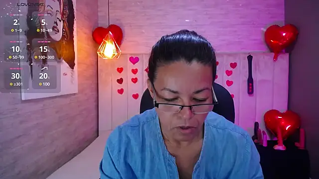 Snapshot of MaturePure chatting on 02/28/25, 06:41 MaturePure online show from 02/28/25, 06:41