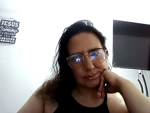 antonellagold43 online show from 12/22/25, 05:32