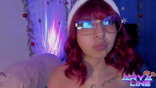 arysUwU online show from 12/24/24, 01:49