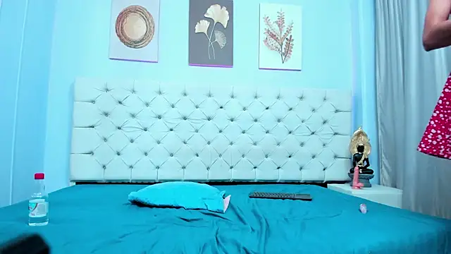 Snapshot of mariiana_murillo01 chatting on 02/11/25, 07:12 mariiana murillo01 online show from 02/11/25, 07:12