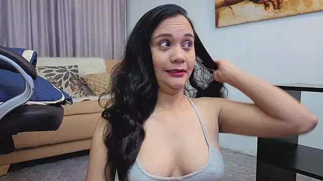 mariiana murillo01 online show from 06/06/26, 04:06