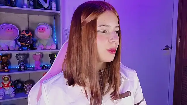 EmilyMiller  online show from 11/24/25, 05:23