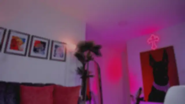 Taylor  foxxx online show from 11/29/25, 06:49